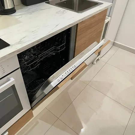 Bougainvillea Sea View Apartament