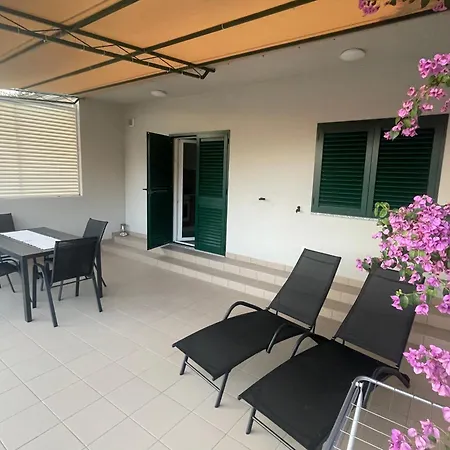 Bougainvillea Sea View * Grebaštica