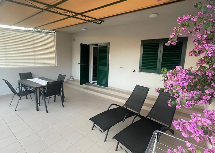 Bougainvillea Sea View * Grebaštica