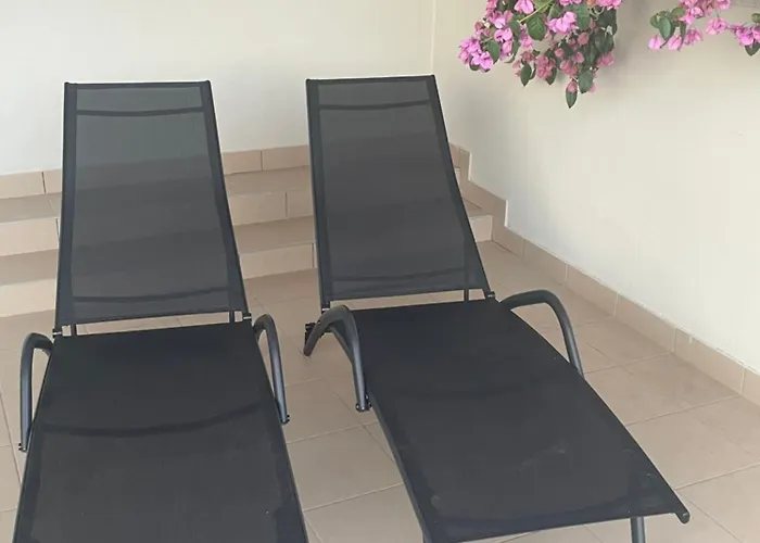 Bougainvillea Sea View *