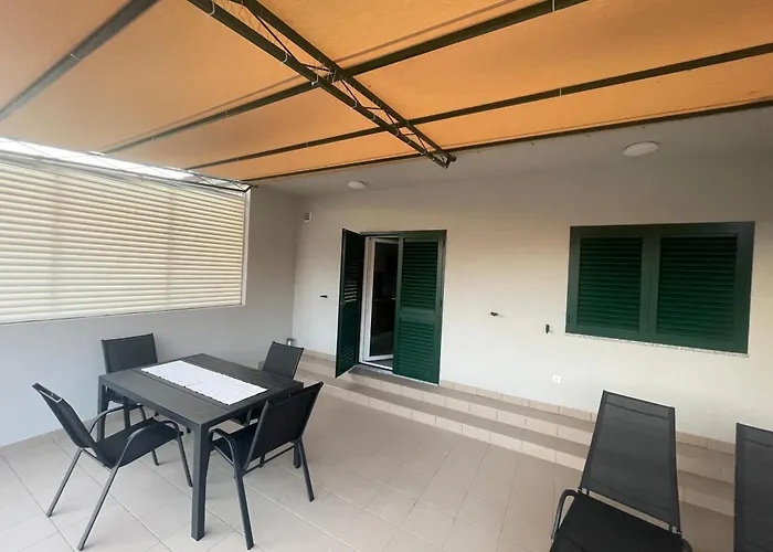 Bougainvillea Sea View Appartement *